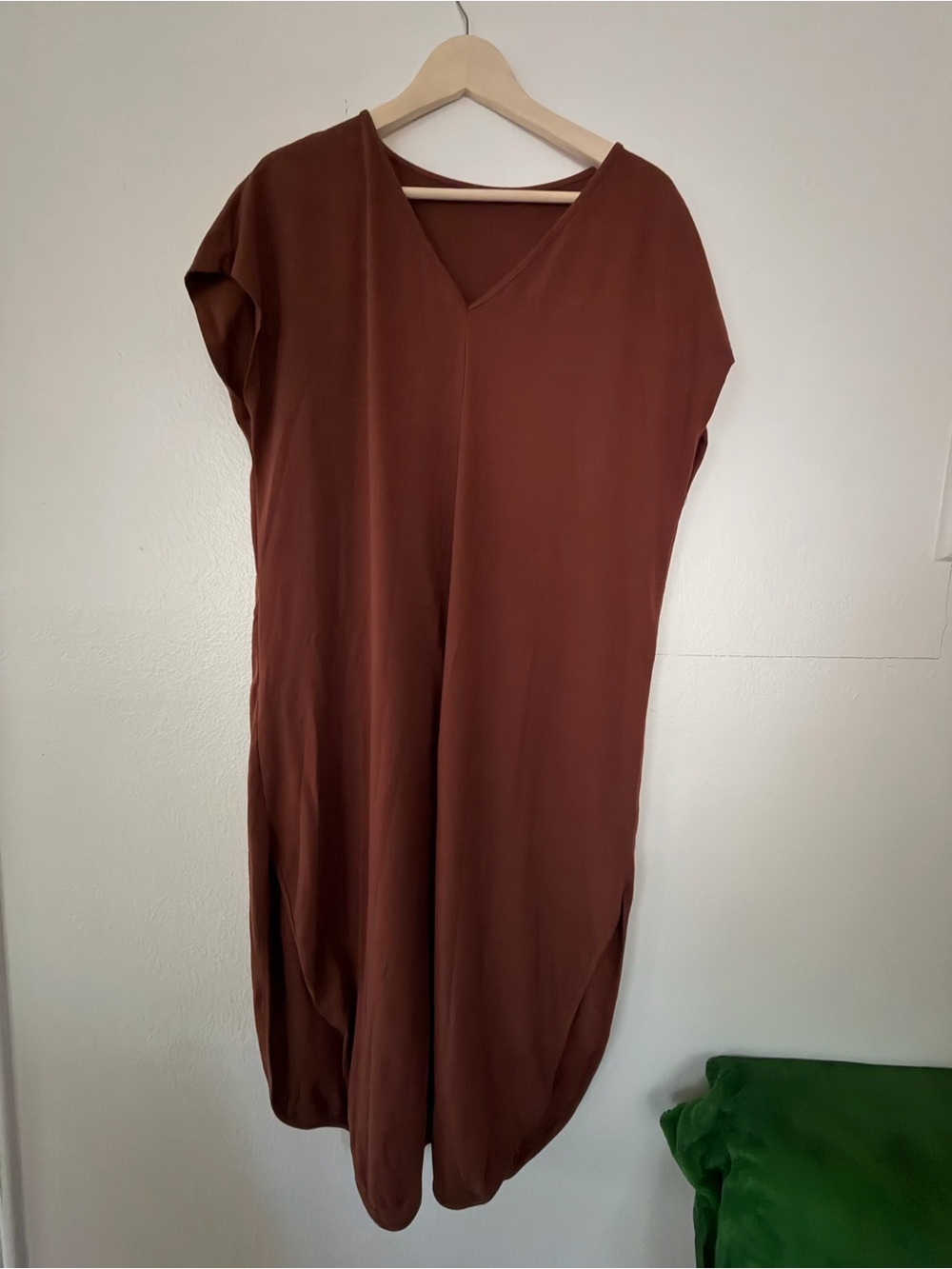 SHEIN Rust Brown V-Neck Relaxed Midi Dress